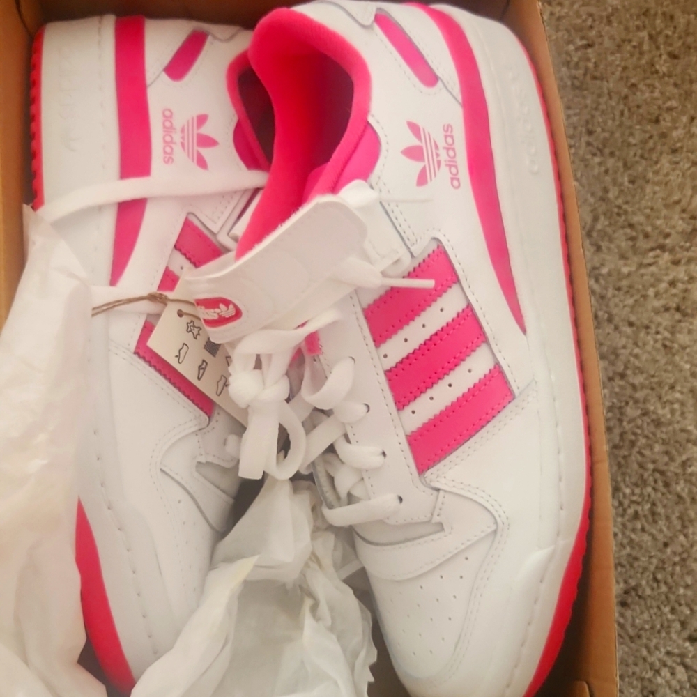 NwBAdidas Forum Low J 'White Screaming Pink' Womens Sz: 6.5